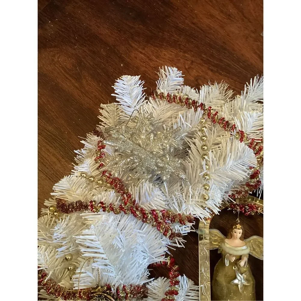 Vintage Ornaments Hope Angel Wreath
